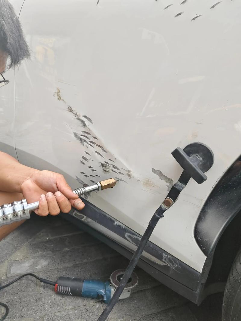 汽车钣金喷漆
